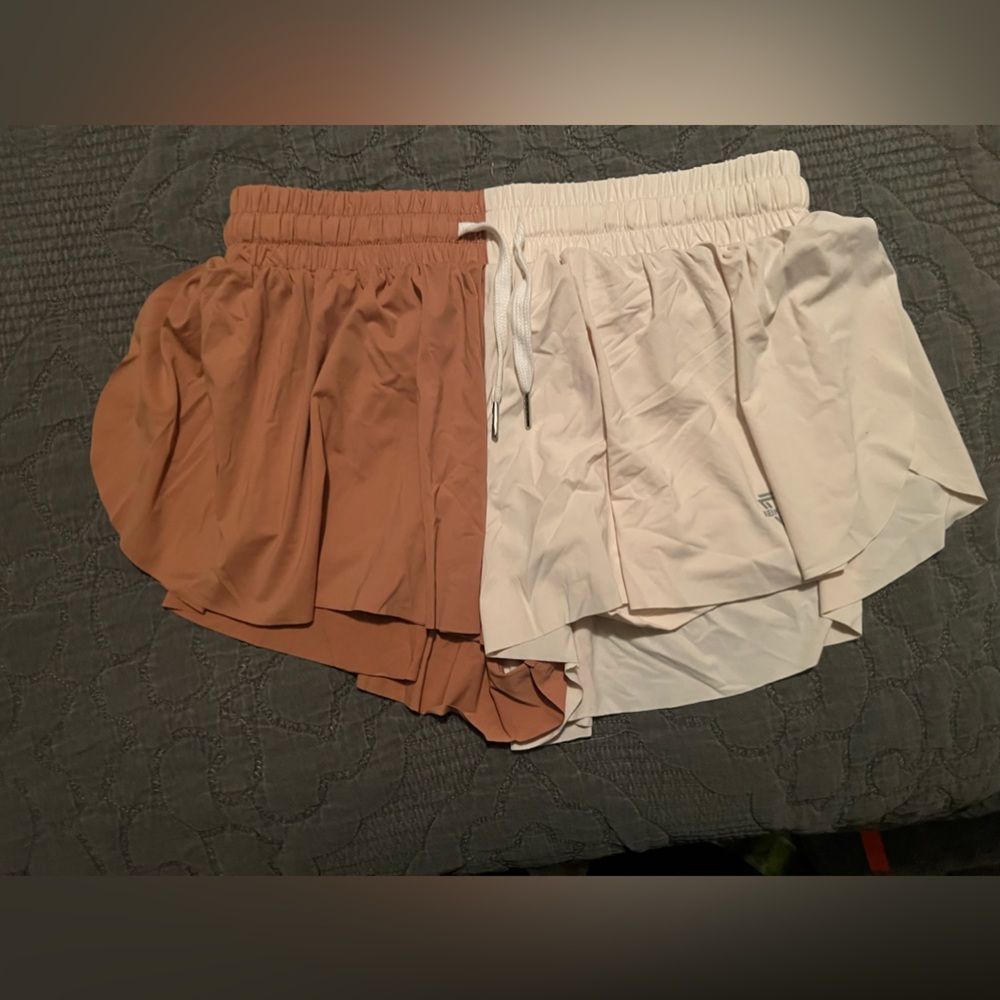 Two toned athletic shorts